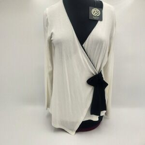 NWT Bobeau Made in the USA Wrap-around Ivory Top with Black Contrast Tie Size M